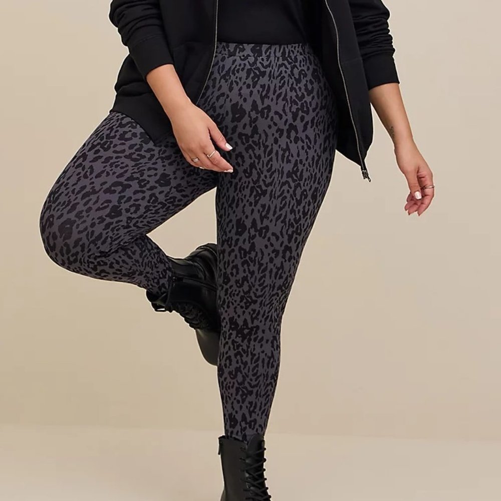 BNWT Torrid Full Length Comfort Waist Premium Legging in Leopard Prints sz 1-3x